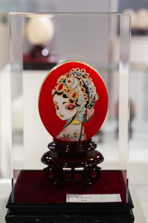銀裝素裹冰雪世界，巧手匠心繪長(zhǎng)春——冬日里的美術(shù)工藝品之旅